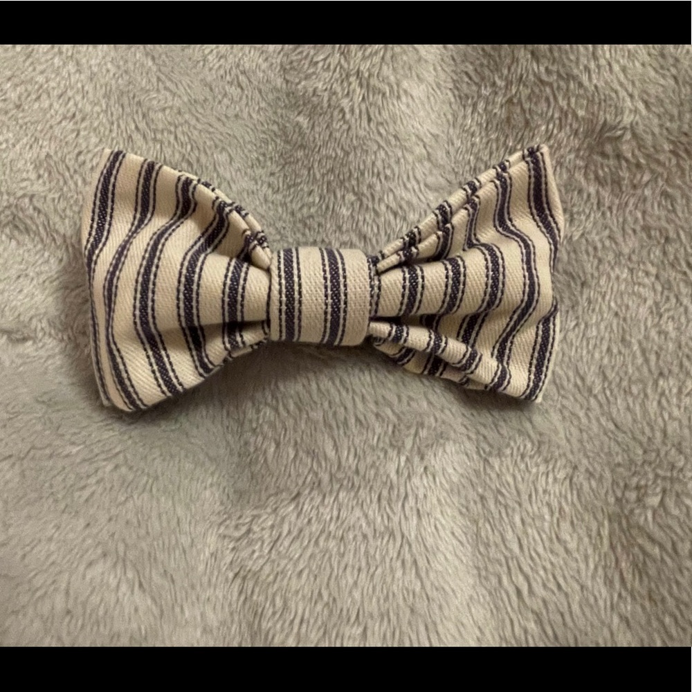Handmade stripe bow hair clip
